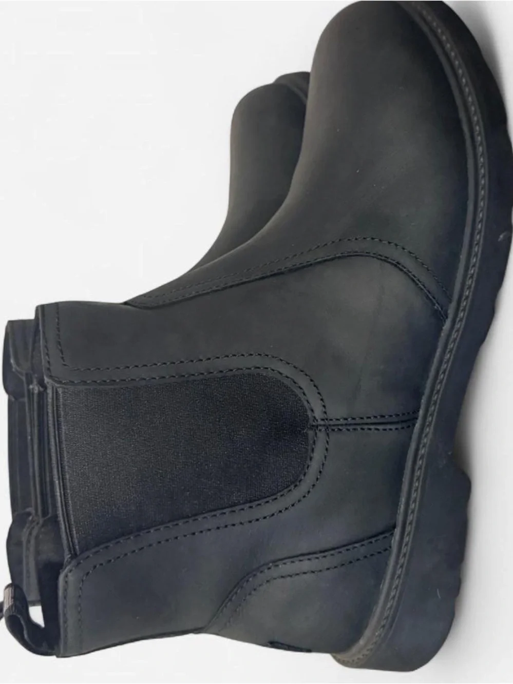 UGG Men's Black Leather Chukka Boots